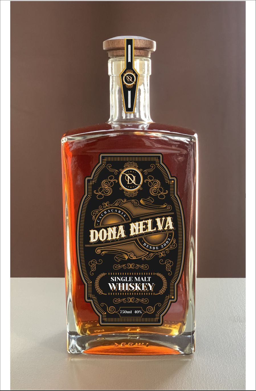 Whisky artesanal Dona Nelva