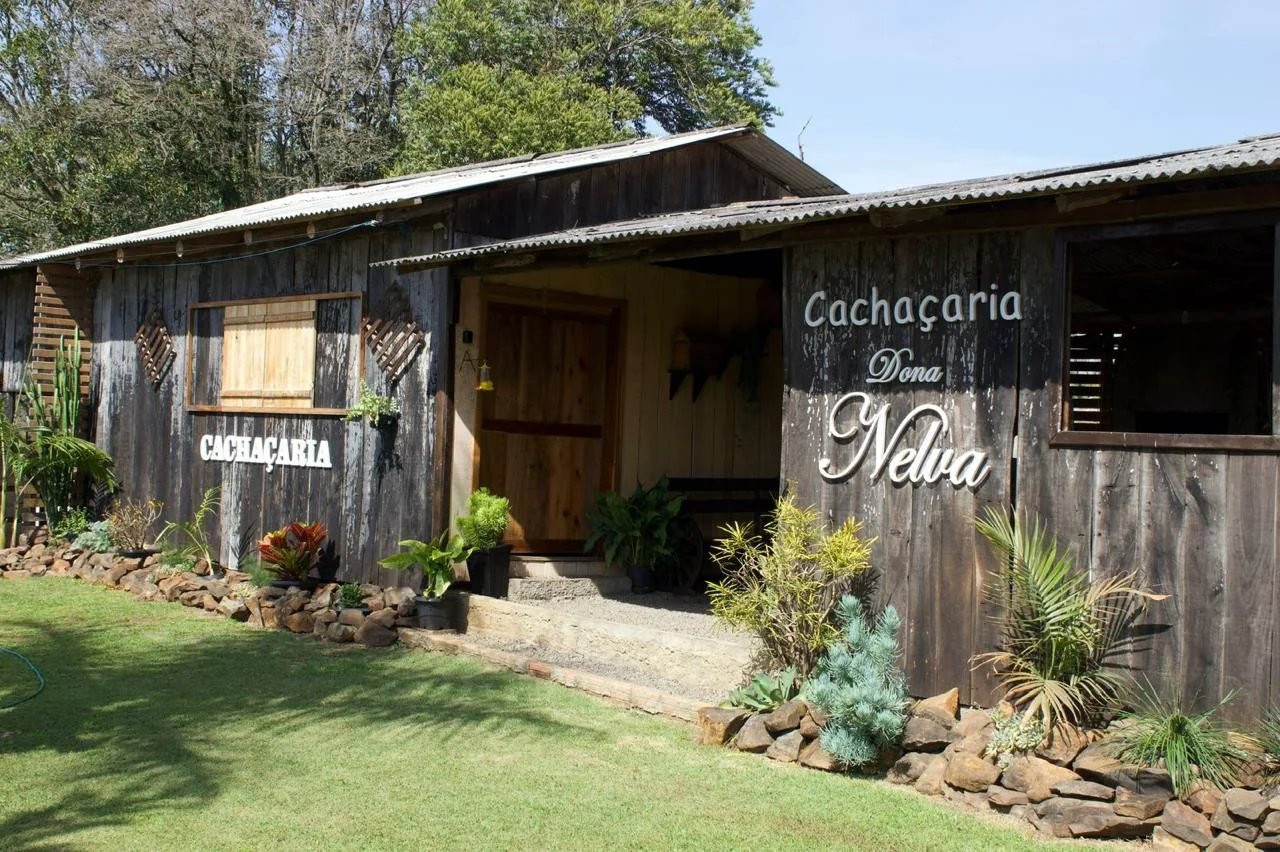 Entrada da Cachaçaria Dona Nelva