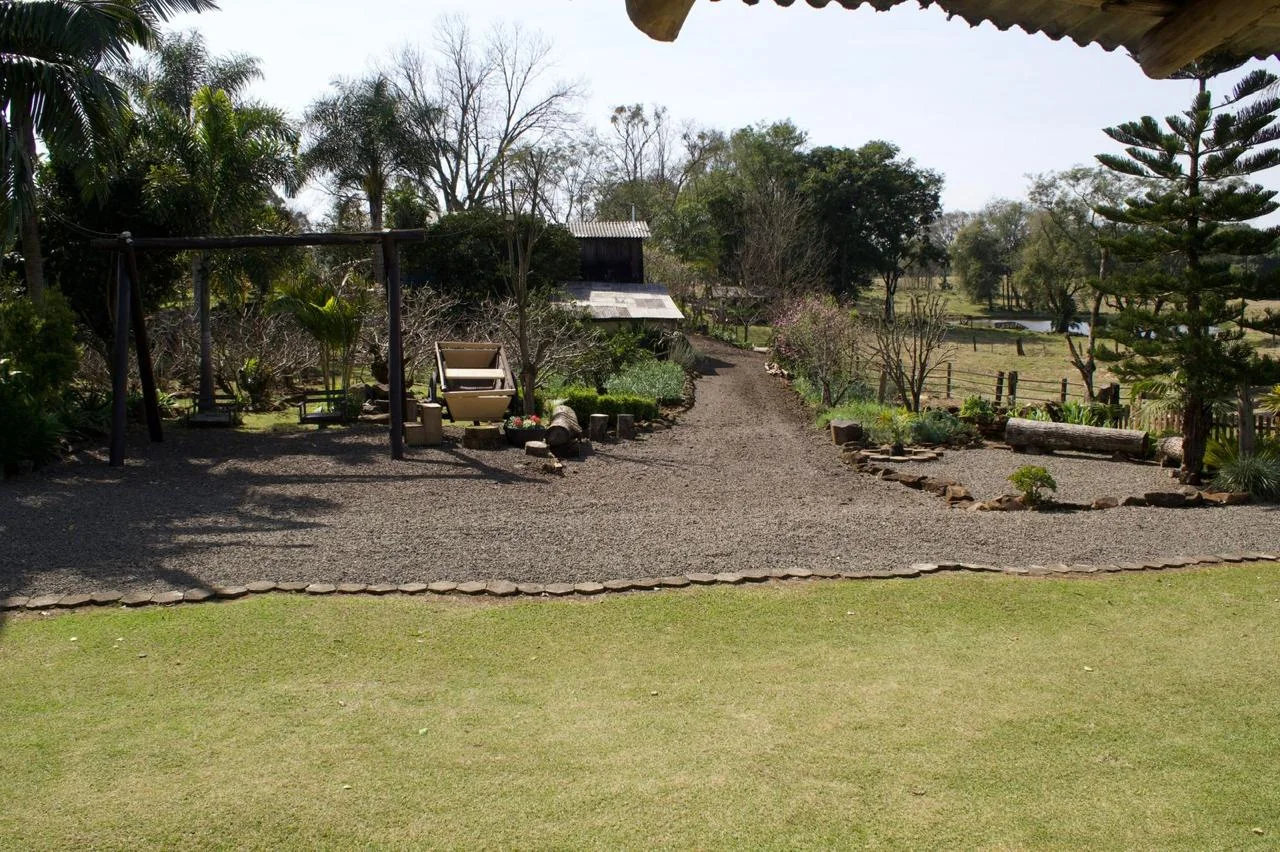 Jardim da propriedade da Cachaçaria Dona Nelva