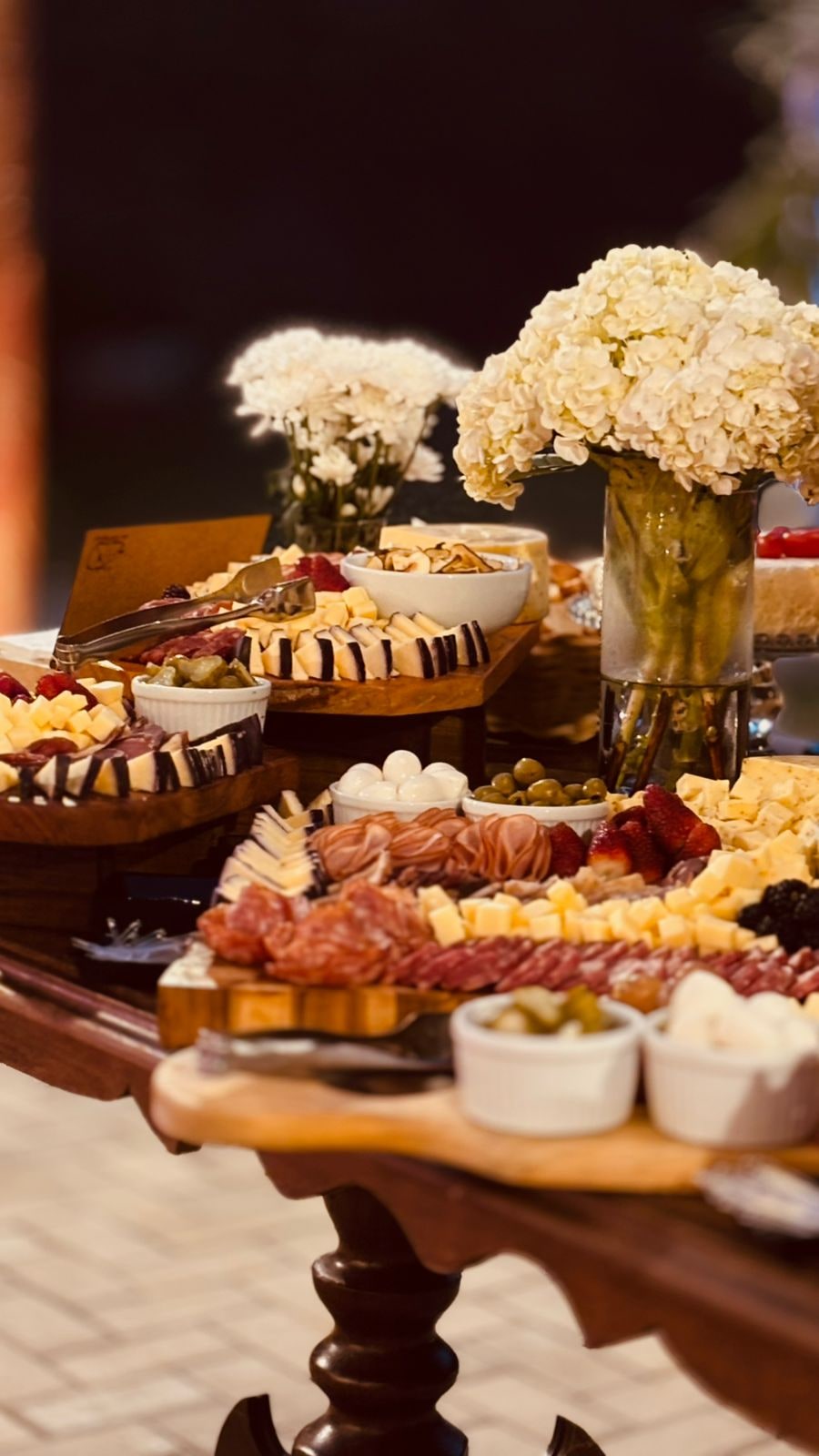 Mesa de gastronomia e eventos do Vale do Chico